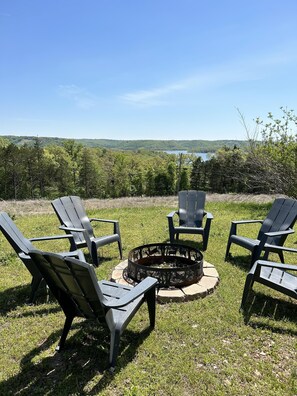 House (Hoot Owl @ Table Rock Lake - AMAZING ) | Exterior