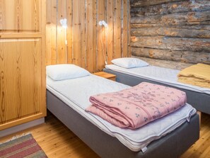 2 bedrooms