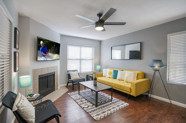 Smart TV, fireplace - Pickle Ball, Pools, Gym, Trails, More in Updated, McCormick Ranch Condo (Scottsdale)