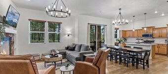 Spacious Luxury Family Home in the Pines | Patio Dining + Firepit + Gym + Office