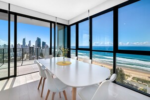 Apartamento presidencial, 3 habitaciones | Caja fuerte, decoración individual, mobiliario individual