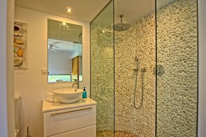 Bathtub, hair dryer, bidet