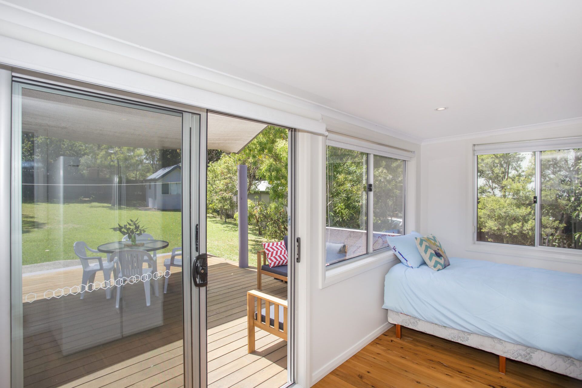 3 bedrooms, iron/ironing board, bed sheets