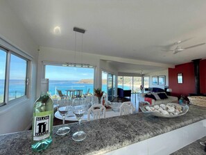 Interior - Stunning Ocean Views (Kioloa)