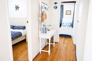2 bedrooms