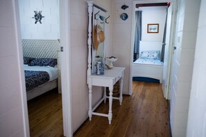 2 bedrooms