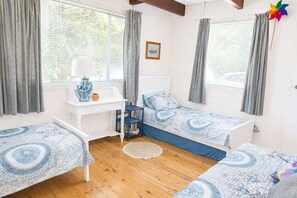2 bedrooms