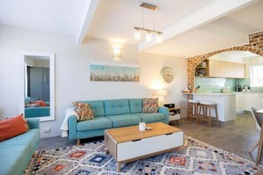 TV - Ocean Cove at Mollymook (Mollymook)