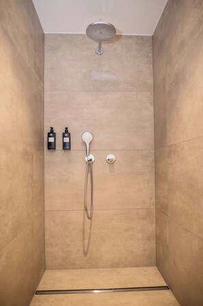 Bathroom - Das Steinmüller Hotel (Gummersbach)