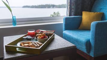 Villa (Blusalz Manor Waters Edge) | Egyptian cotton sheets, premium bedding, individually decorated