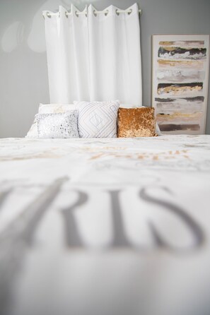 3 chambres, fer et planche à repasser, Wi-Fi gratuit, draps fournis