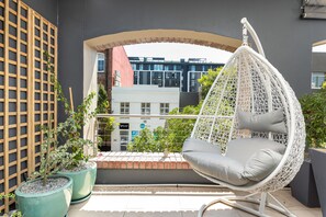Classic Apartment | Terrace/patio