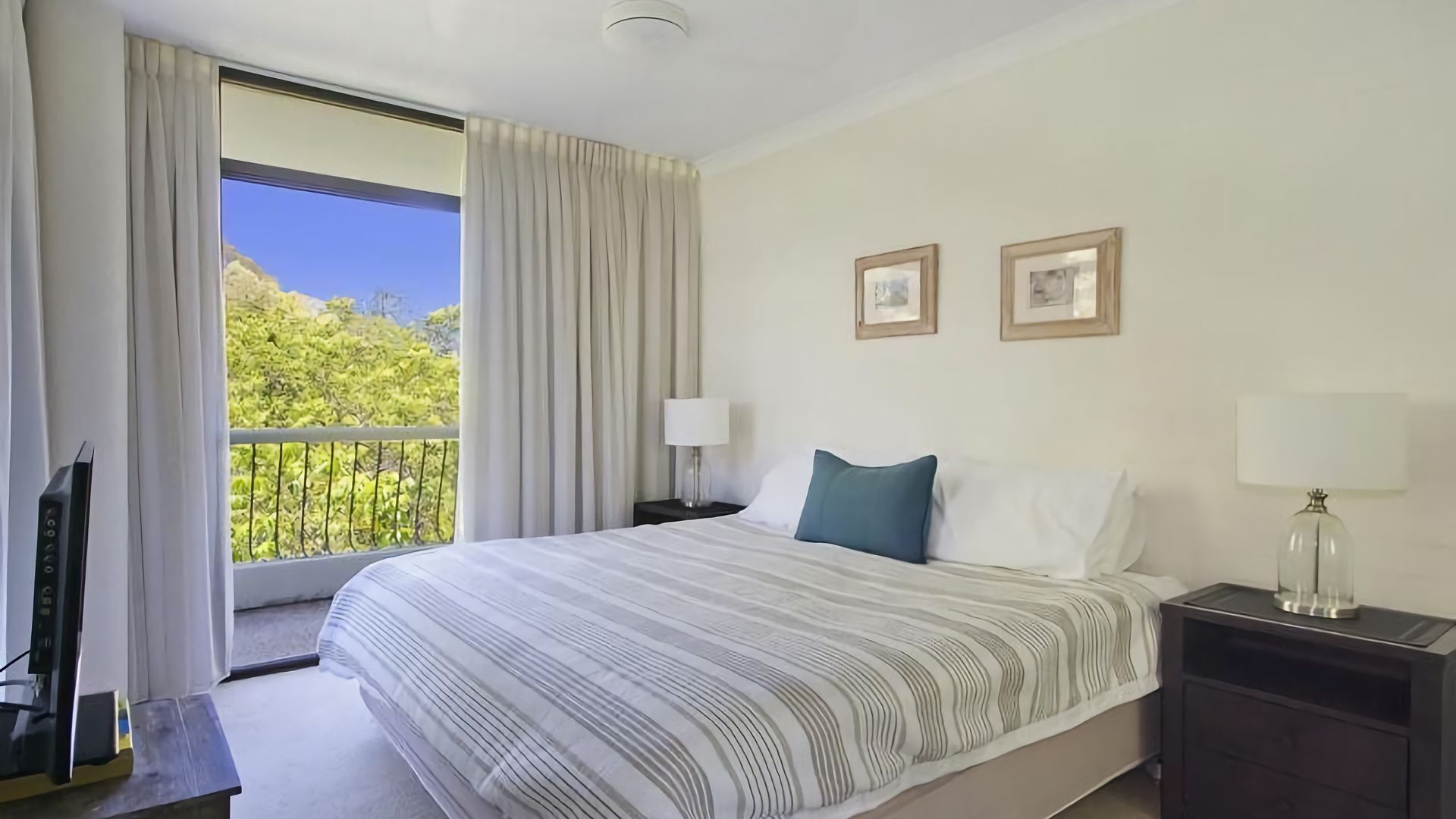 Panorama 200 Apartment 6- Private roof deck overlooking the beautiful Laguna Bay — image 11