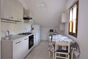 Refrigerador, microondas, lavavajillas