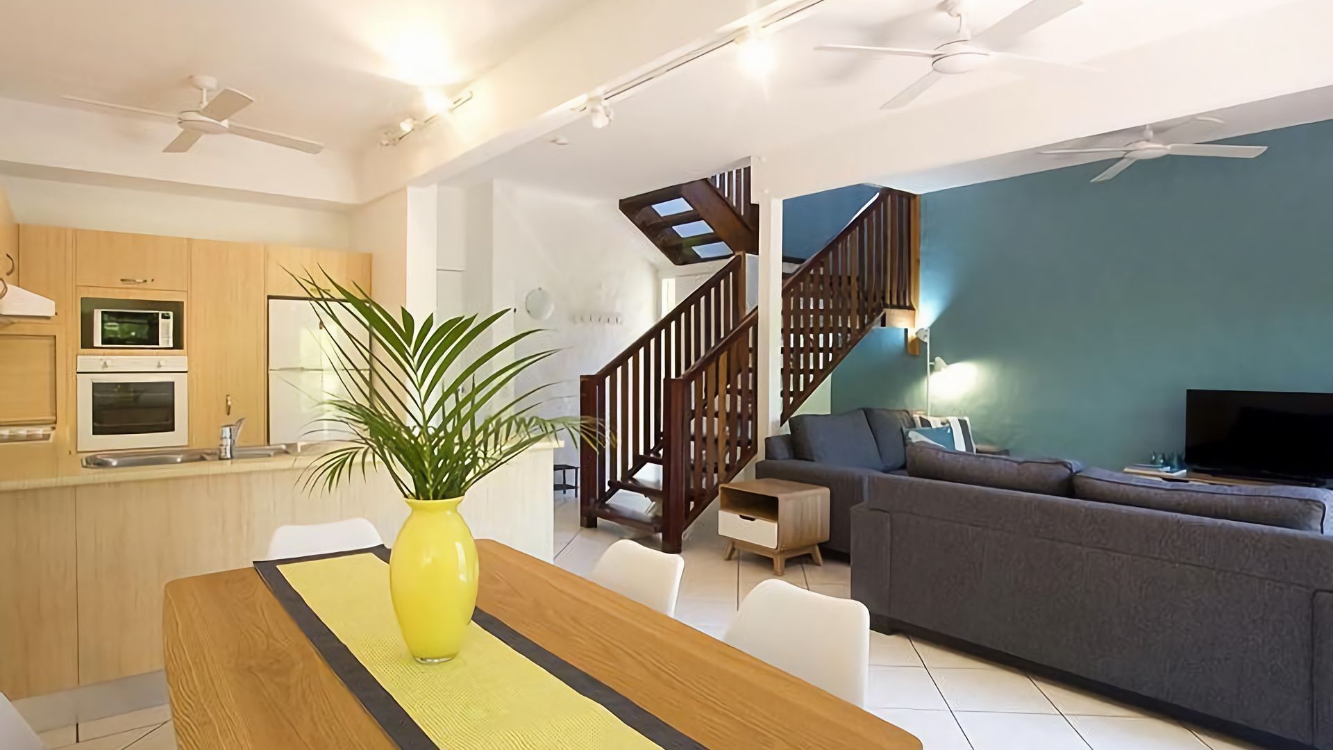 Little Cove Townhouse 5 - In the heart of Little Cove — image 5