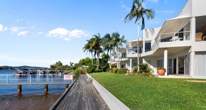 Noosa River Gardens 1 Hilton Terrace 76