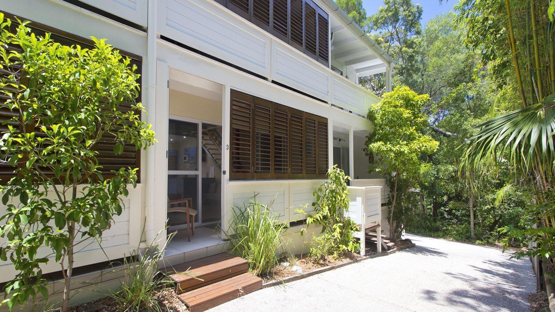 Kareela Court 3 - A stones throw from Noosa National Park — image 2