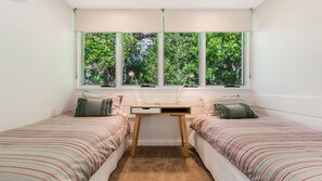 2 bedrooms, WiFi, bed sheets
