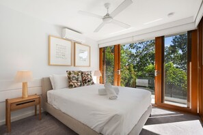 2 bedrooms, free WiFi, bed sheets - Little Cove Lodge 5 Park Road 24 (Noosa Heads)