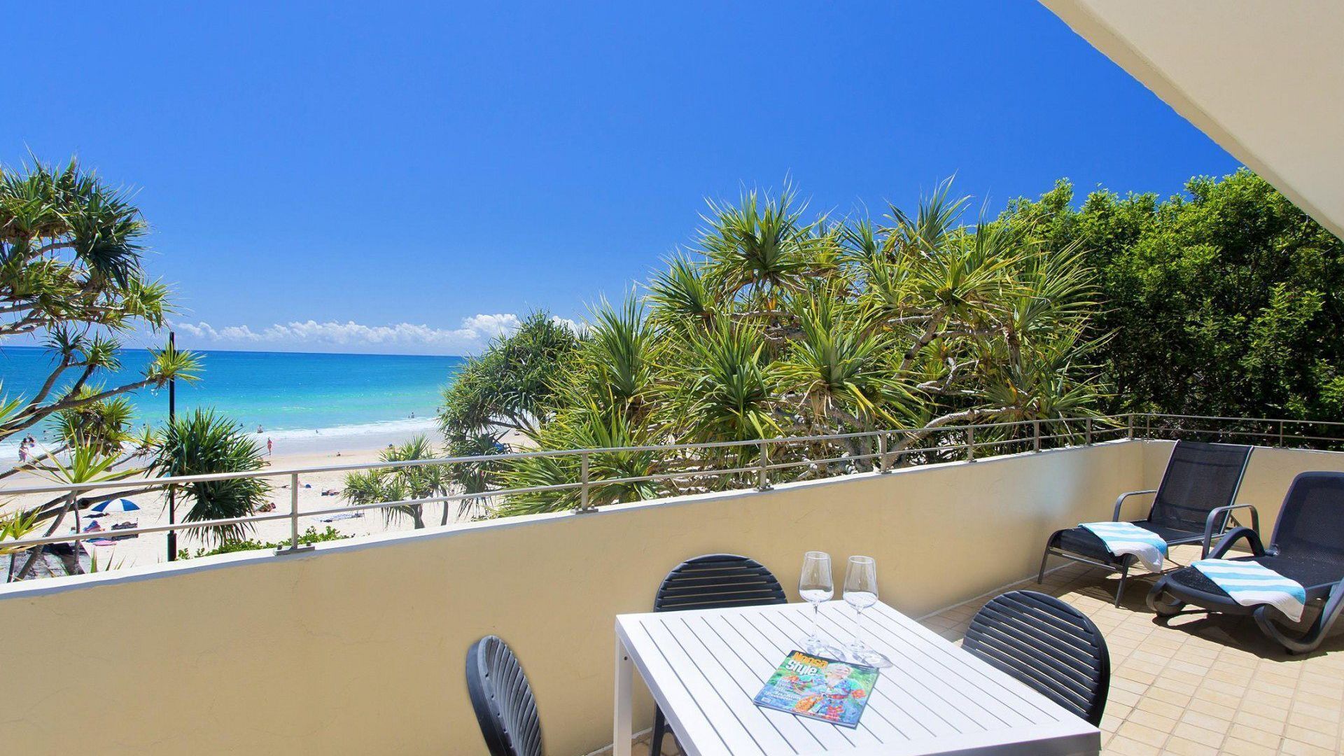 Portofino 4 - Beachfront apartment at the Pristine sands of Noosa Main beach — image 6