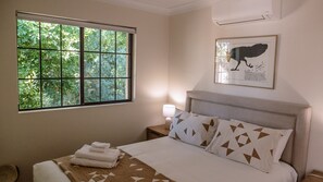1 bedroom, WiFi, bed sheets - Costa Del Sol 4 - two terraces to enjoy the Laguna Bay views (Noosa Heads)