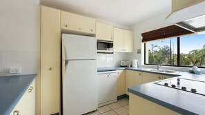 Microwave, oven, dishwasher