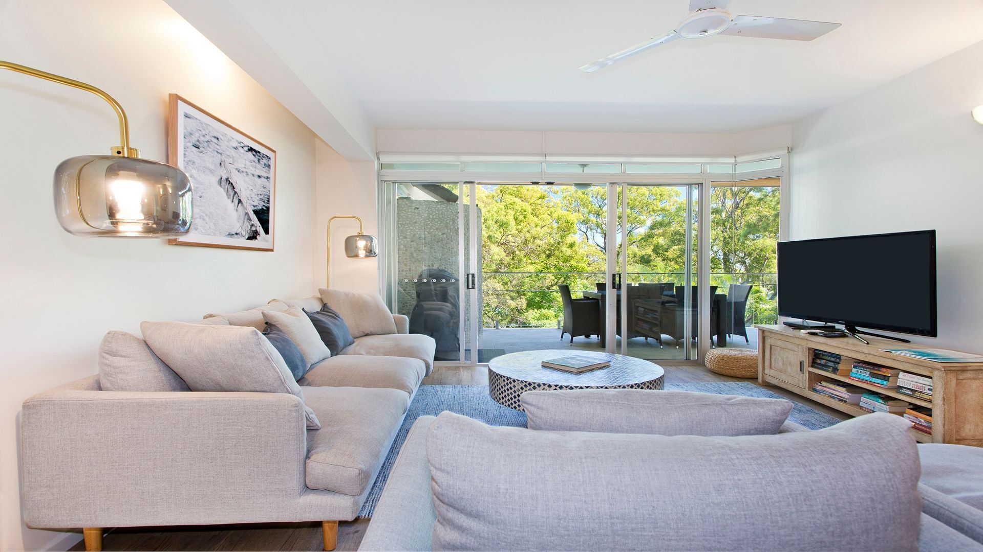 Park Cove 4- Fabulous Little Cove Beach apartment