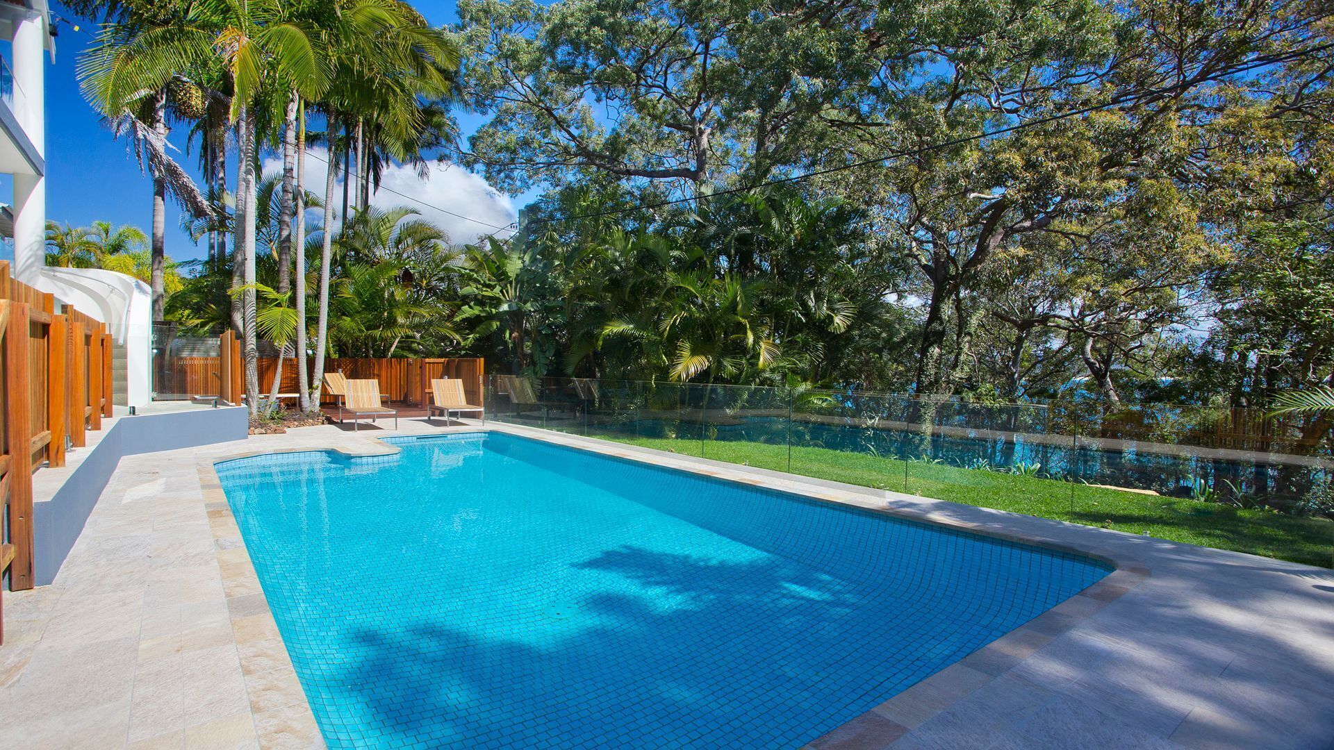 Park Cove 4- Fabulous Little Cove Beach apartment — image 3