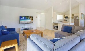 TV, DVD player