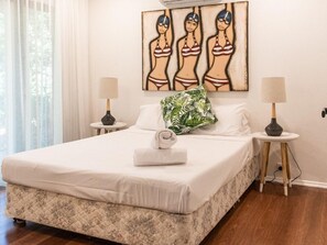 4 bedrooms, WiFi, bed sheets