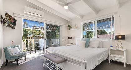 Belli Street 3 - Steps from Hastings Street