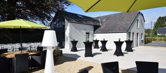 Group Villa with Pool & Sauna