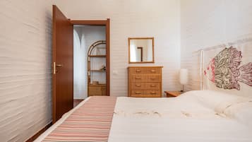 2 Schlafzimmer, Bügeleisen/Bügelbrett, kostenloses WLAN, Bettwäsche