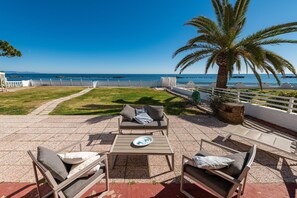 Terrace/patio - Holiday Apartment "Casa Nicole" close to the Sea with Terrace & Shared Garden (Sarroch)