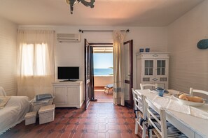 2 chambres, fer et planche à repasser, accès au Wi-Fi (inclus)