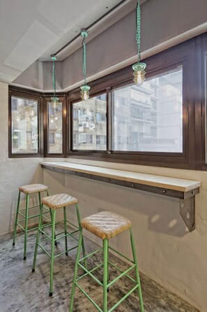 Interior - 1-minute walk from Exit 6 of Shandao Temple MRT｜Taipei Main Station Backpackers (台北市)