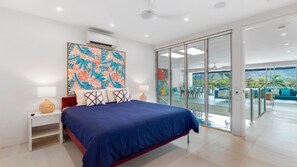 5 chambres, fer et planche à repasser, Wi-Fi, draps fournis