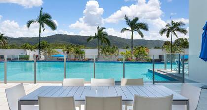 Lido Grande | Swim-out Apartment with Views!