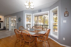 Dining - 11440 - 4 Rubi Place (Hot Springs)