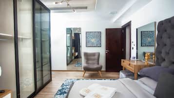 2 bedrooms, desk, iron/ironing board, free WiFi