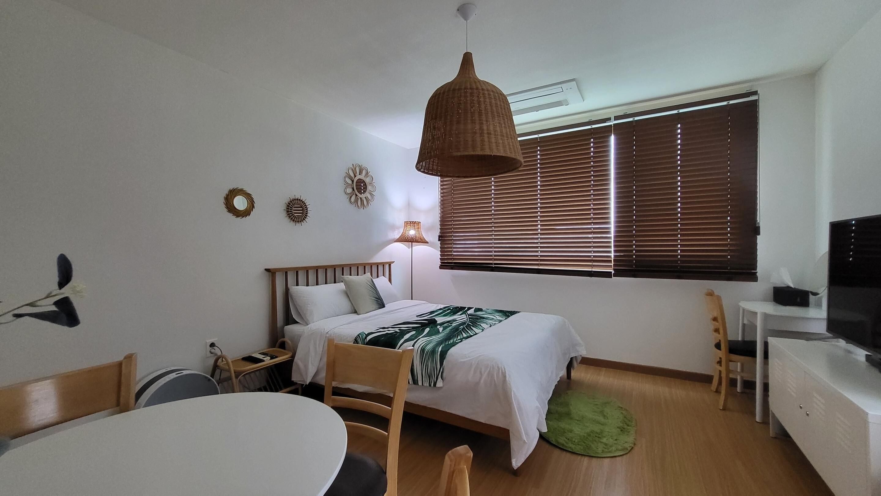 Basic Room, 1 Bedroom (Family24(dokchae)) | 1 bedroom, free WiFi