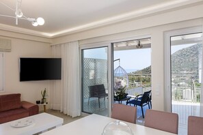 Smart TV, stereo