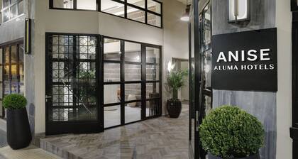 Anise, Aluma Hotel & Resort