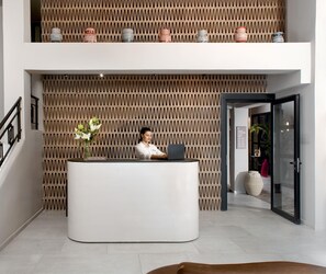 Reception - Anise Aluma Athens, Tapestry Collection by Hilton (Athens)