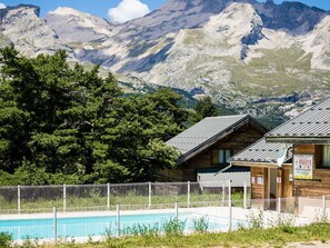 Pool - 8-Person Semi-detached Chalet - Terrace, Mountain View & Parking (La Joue du Loup)