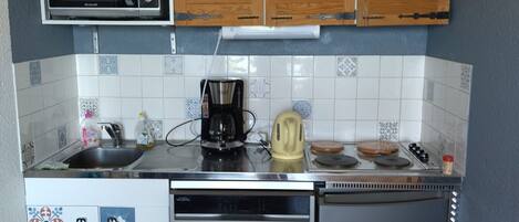Fridge, microwave, dishwasher