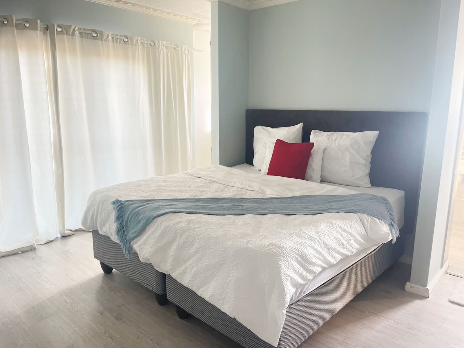 8 bedrooms, iron/ironing board, free WiFi, bed sheets