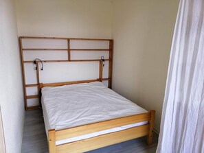 1 bedroom - 2-room cabin apartment at the foot of the slopes with balcony (Les Adrets-Prapoutel)