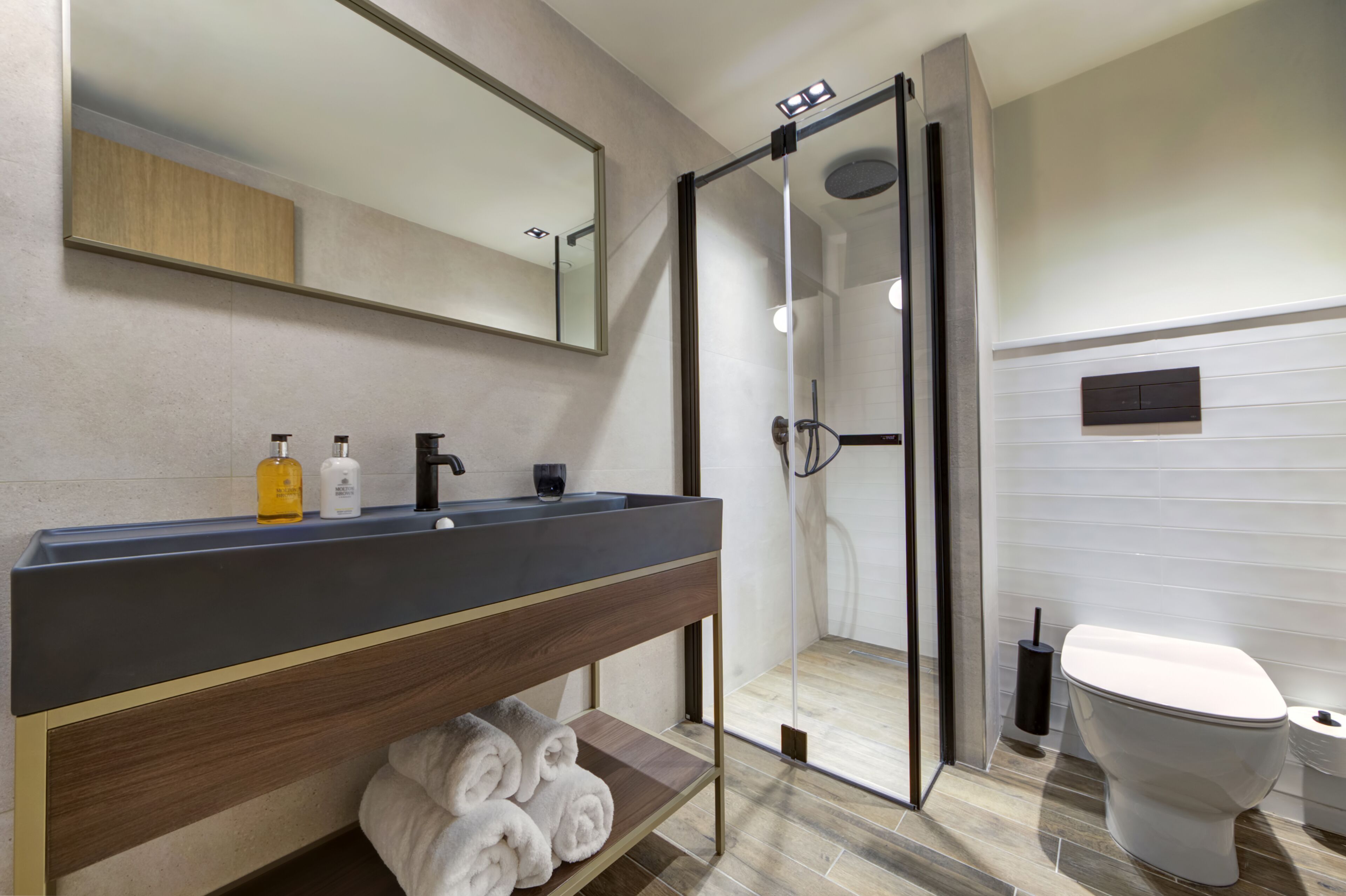 classic double room | bathroom | designer toiletries, hair dryer, bathrobes, slippers