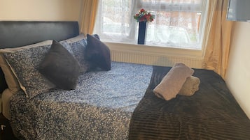 Studio | Setrika/meja setrika, Wi-Fi gratis, dan seprai linen